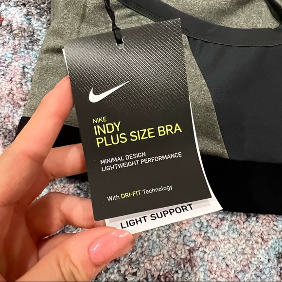 NWT Nike Grey Black Indy Sports Bra Plus Size 3X - Picture 7 of 7
